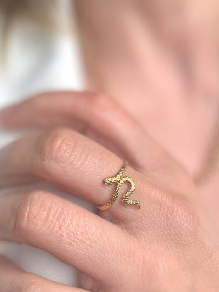 Pina Snake Ring